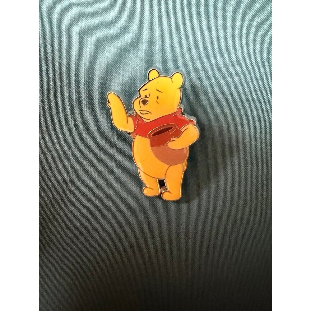 DISNEY WINNIE THE POOH AND HUNNY POT PIN